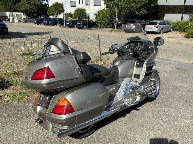 Honda goldwing 1800 motorfiets - afbeelding 10 van  15
