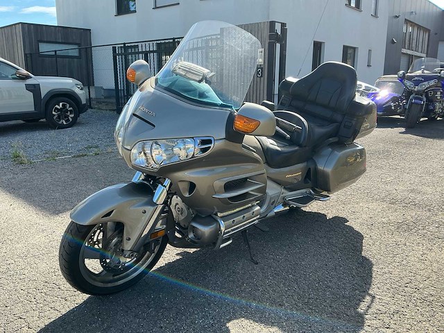 Honda goldwing 1800 motorfiets - afbeelding 1 van  15