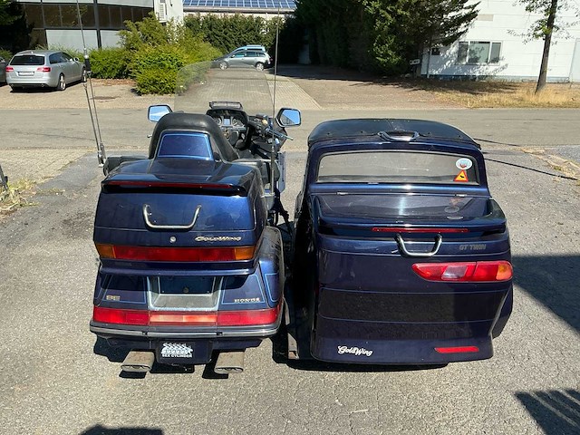 Honda goldwing se gt twin motorfiets - afbeelding 14 van  19