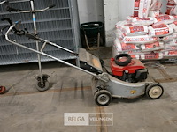 Honda grasmaaier - afbeelding 1 van  6