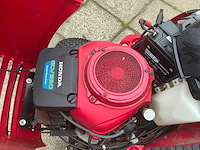 Honda hf 2417 v-twin zitmaaier - afbeelding 10 van  18