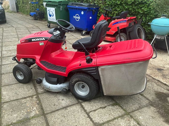 Honda hf 2417 v-twin zitmaaier - afbeelding 16 van  18