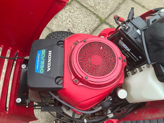 Honda hf 2417 v-twin zitmaaier - afbeelding 10 van  20