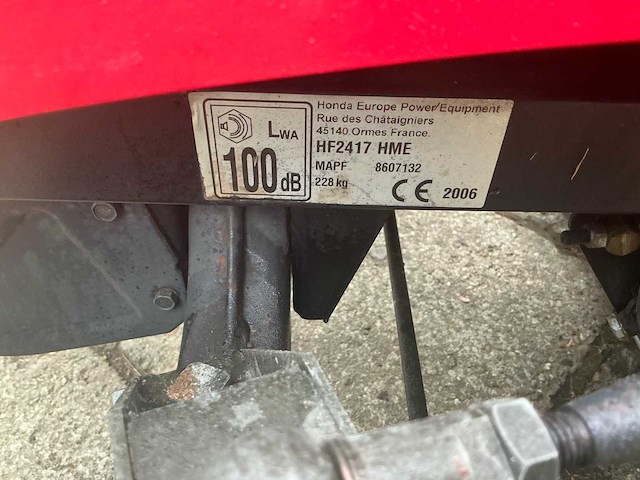 Honda hf 2417 v-twin zitmaaier - afbeelding 13 van  20