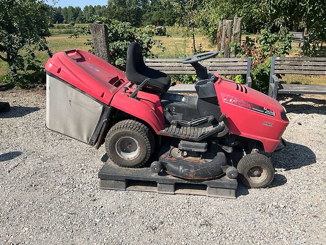Honda hydrostatic 2218 zitmaaier - afbeelding 1 van  11