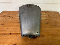 Honda magna benzintank / brandstoftank - afbeelding 4 van  11