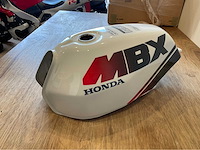 Honda mbx rainbow tank onderdeel - afbeelding 1 van  7