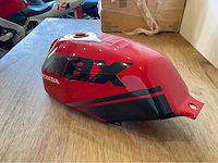 Honda mbx rainbow tank onderdeel - afbeelding 3 van  7