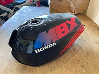Honda mbx rainbow tank onderdeel - afbeelding 1 van  7