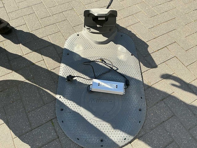 Honda miimo hrm 3000 robotmaaier - afbeelding 4 van  8