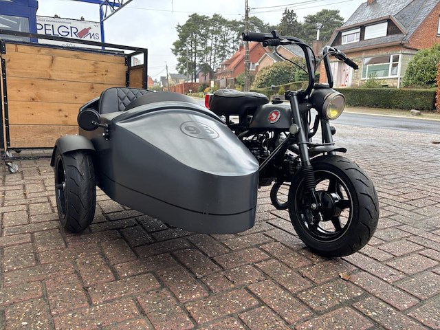 Honda monkey met zijspancombinatie - afbeelding 8 van  8