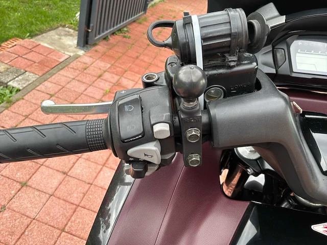 Honda nc700d motorfiets - afbeelding 5 van  34