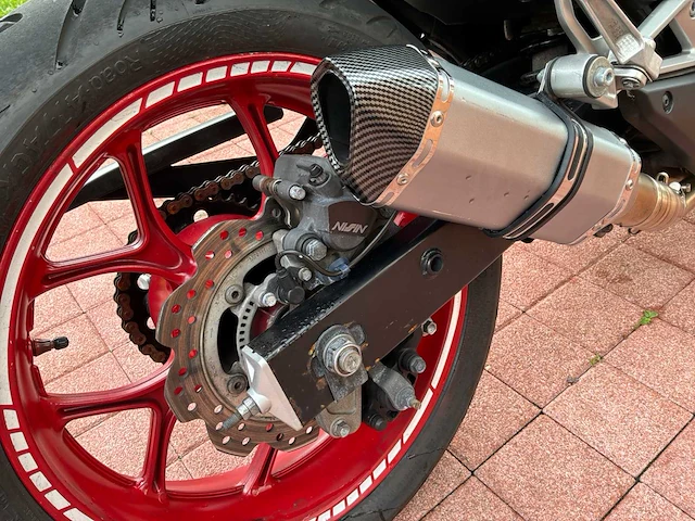Honda nc700d motorfiets - afbeelding 2 van  17