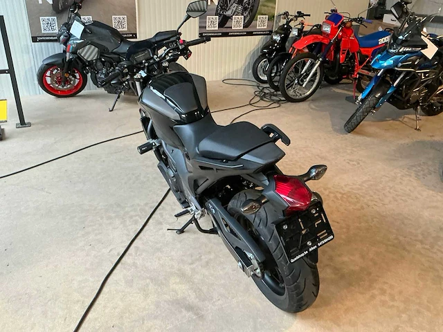 Honda nc700s motorfiets - afbeelding 10 van  13