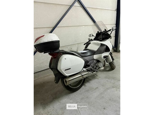 Honda nt650v deauville - afbeelding 8 van  25
