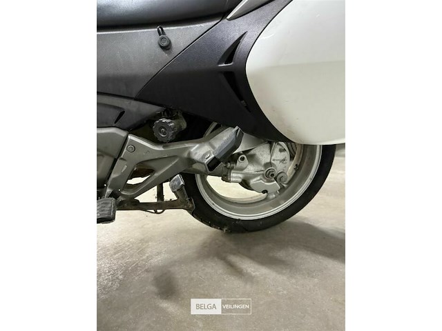 Honda nt650v deauville - afbeelding 14 van  25