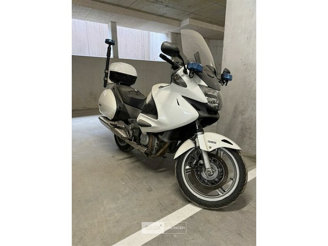 Honda nt650v deauville - afbeelding 12 van  25
