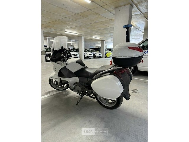 Honda nt650v deauville - afbeelding 19 van  25