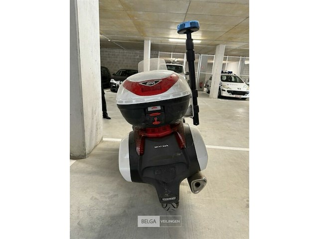 Honda nt650v deauville - afbeelding 20 van  25