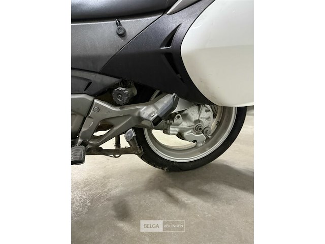 Honda nt650v deauville - afbeelding 2 van  12