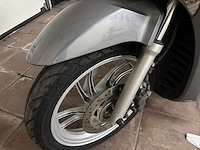 Honda sh 125i scooter - afbeelding 8 van  25