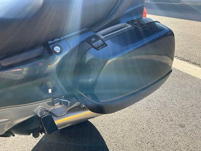 Honda st1100 motorfiets - afbeelding 4 van  25