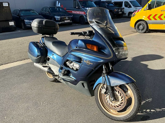 Honda st1100 motorfiets - afbeelding 1 van  25