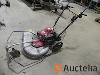 Honda um616 thermische motor getrokken bosmaaier - afbeelding 1 van  14