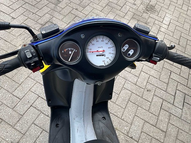 Honda x8rx valentino rossi brommer - 50cc - afbeelding 9 van  26