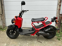 Honda zoomer nps50 brommer 2004 - afbeelding 12 van  21