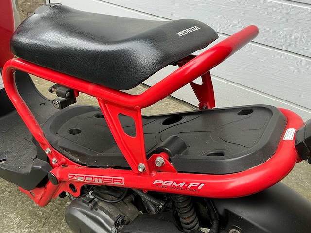 Honda zoomer nps50 brommer 2004 - afbeelding 5 van  21