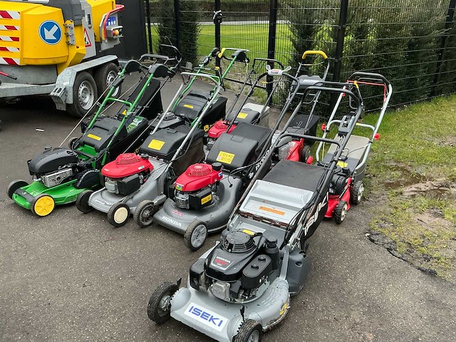 Honda/john deere / hayter lot: grasmaaiers (werkend) - afbeelding 2 van  8