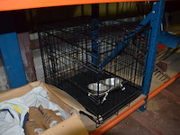 Hondenbench, 4 mini biertappen growler werks, 16 t-shirts corona maat s, 9 zwembanden - afbeelding 8 van  13