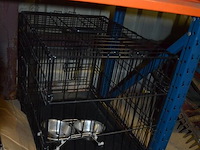 Hondenbench, 4 mini biertappen growler werks, 16 t-shirts corona maat s, 9 zwembanden - afbeelding 9 van  13