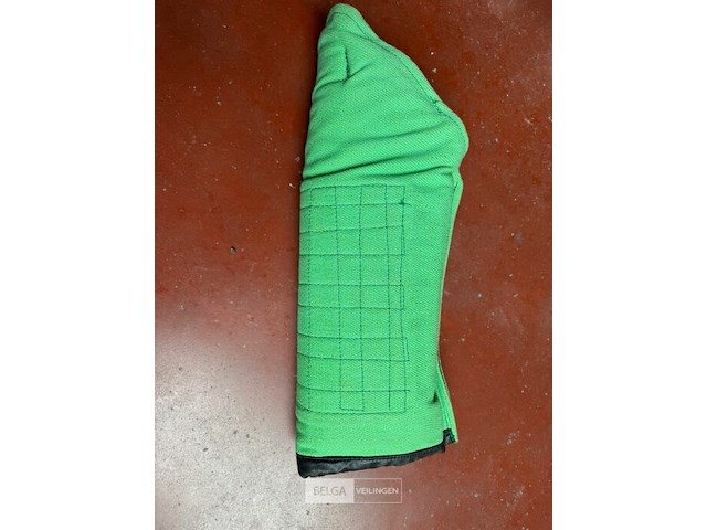 Hondenbijtmouwen in div materialen (±10x) - afbeelding 4 van  5