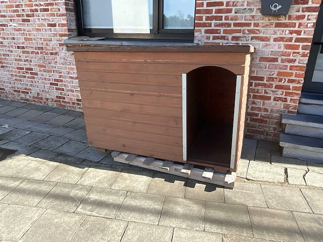 Hondenhok - afbeelding 1 van  4
