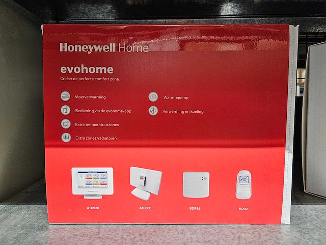 Honeywel - evohome wifi kit met 4x hr92we+ketelmodul aan/uit - afbeelding 5 van  5