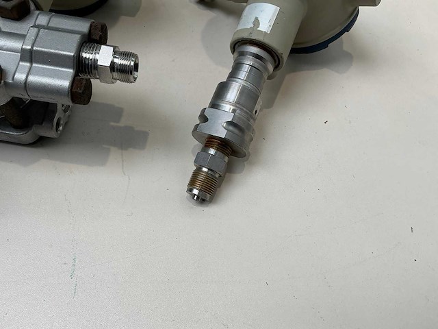 Honeywell st3000 smart pressure transmitter (3x) - afbeelding 3 van  9