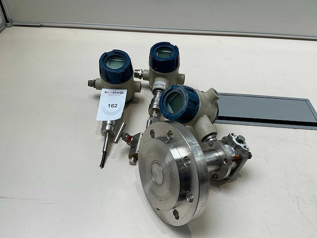 Honeywell st3000 smart pressure transmitter (3x) - afbeelding 1 van  5