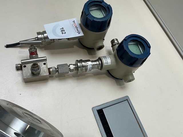 Honeywell st3000 smart pressure transmitter (3x) - afbeelding 2 van  5