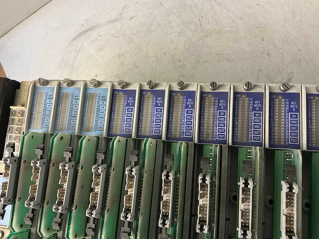 Honeywell uitbreidingsrack met modules - afbeelding 7 van  7
