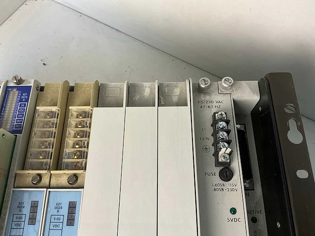 Honeywell uitbreidingsrack met modules - afbeelding 8 van  9