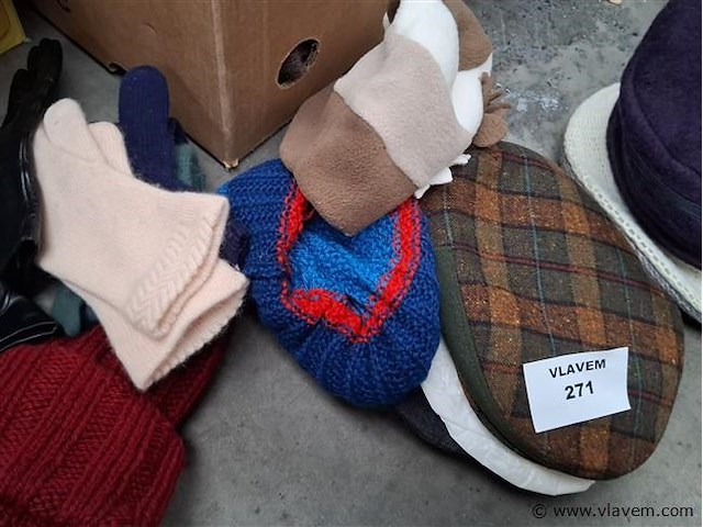 Hoofddeksels - afbeelding 2 van  3