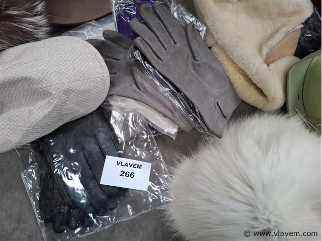 Hoofddeksels - afbeelding 4 van  4