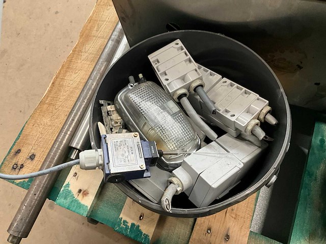 Hoofdschakelkast (2x) - afbeelding 4 van  8