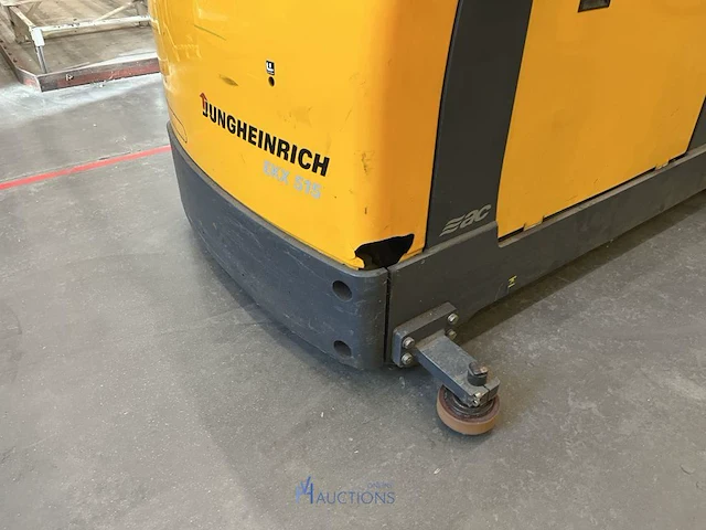 Hoogbouwreachtruck jungheinrich - afbeelding 16 van  26