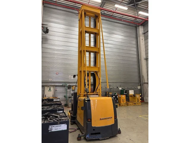 Hoogbouwtruck jungheinrich - afbeelding 14 van  20