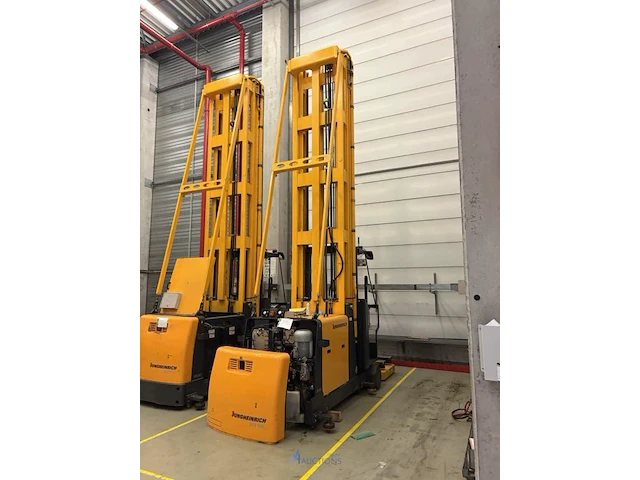 Hoogbouwtruck jungheinrich - afbeelding 12 van  26