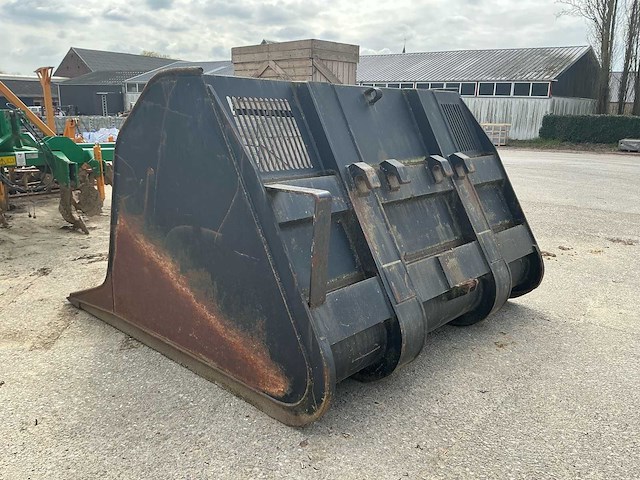 Hoogkiepbak merlo aansluiting graafbak - afbeelding 3 van  6