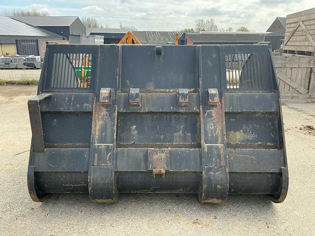 Hoogkiepbak merlo aansluiting graafbak - afbeelding 4 van  13